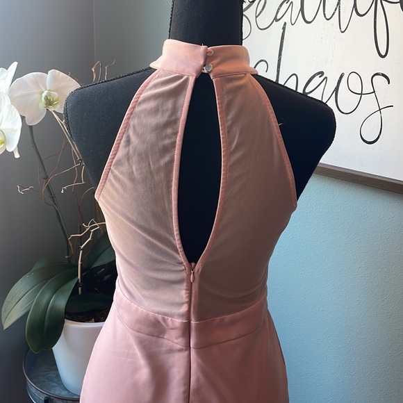 Woman’s fashion nova dress medium (120) - Picture 2 of 2